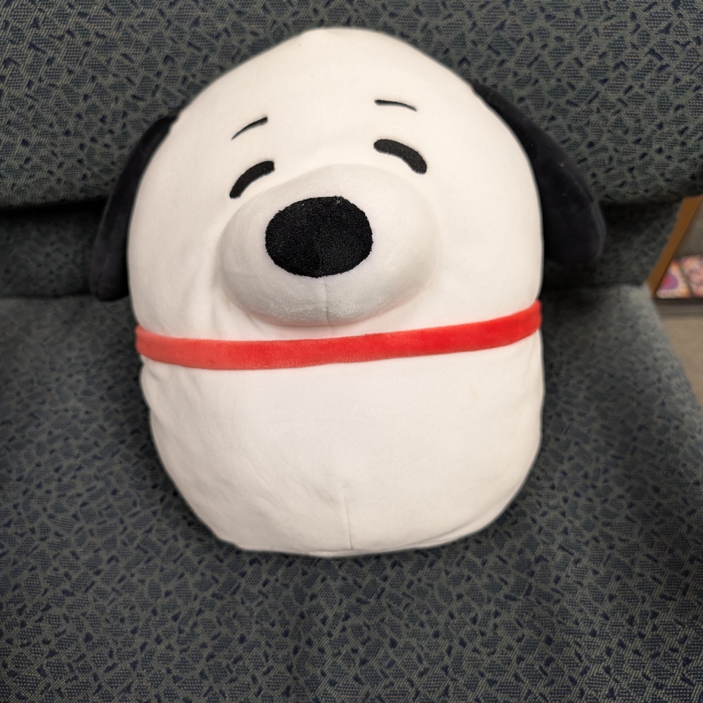 Squishmallows Snoopy